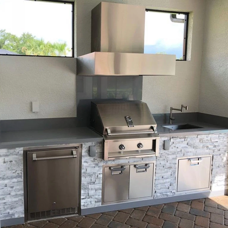 Aspire By Hestan 30-Inch 2-Burner Built-In Natural Gas Grill With Infrared Sear Burner - Stealth 4 Aspire By Hestan 30-Inch 2-Burner Built-In Natural Gas Grill With Infrared Sear Burner - Stealth - Image 2