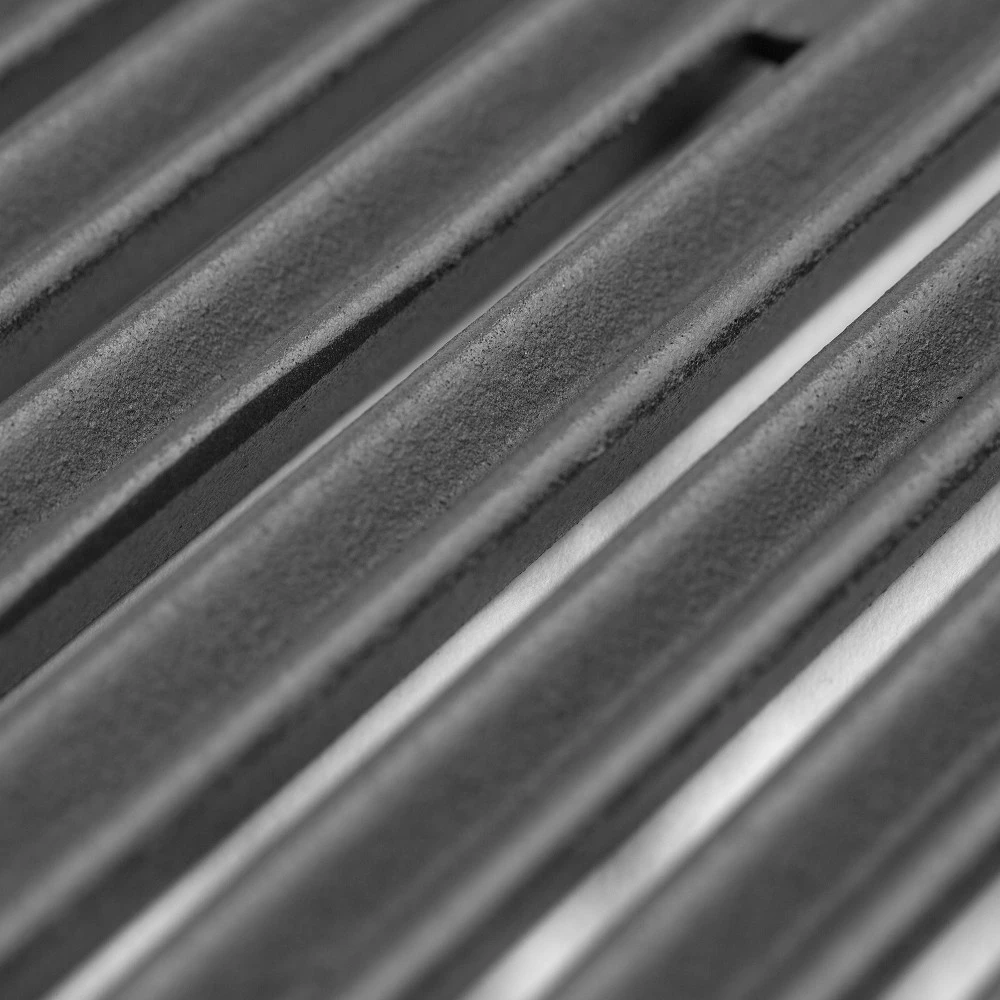 Broil King Monarch 320 3-Burner Freestanding Propane Gas Grill 9 Broil King Monarch 320 3-Burner Freestanding Propane Gas Grill - Image 7