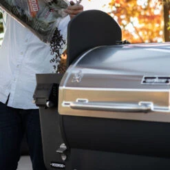 Camp Chef Woodwind 24 Wi-Fi & Bluetooth Controlled 24-Inch Pellet Grill -Kitchen BBQ Sale Camp Chef Woodwind 24 Wi Fi and Bluetooth Pellet Grill PG24CL Hopper