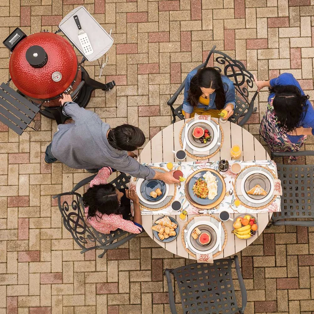 Kamado Joe Classic Joe III 18-Inch Charcoal Ceramic Kamado Grill 5 Kamado Joe Classic Joe III 18-Inch Charcoal Ceramic Kamado Grill - Image 3