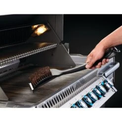 Napoleon Natural Fiber Grill Brush With Grid Scraper -Kitchen BBQ Sale Low Res JPG 62053 PalmyraCleaningBrush InUse Hook