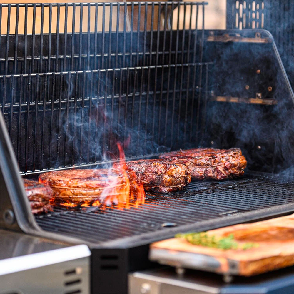 Masterbuilt Gravity Series 1050 Digital Charcoal Grill + Smoker 12 Masterbuilt Gravity Series 1050 Digital Charcoal Grill + Smoker - Image 10