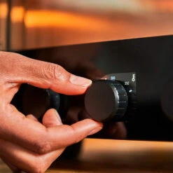 Ooni Volt 12 Electric Portable Outdoor Pizza Oven 14 Ooni Volt 12 Electric Portable Outdoor Pizza Oven -Kitchen BBQ Sale Ooni Volt 12 Electric Portable Outdoor Pizza Oven UU VOLT Temp