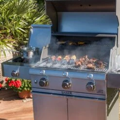 Saber Grills Cast Stainless 500 32-Inch 3-Burner Freestanding Infrared Propane Gas Grill With Single Ring Side Burner -Kitchen BBQ Sale Saber Grills Cast Stainless 500 3 Burner Freestanding Gas Grill R50CC0317 Lifestyle Food