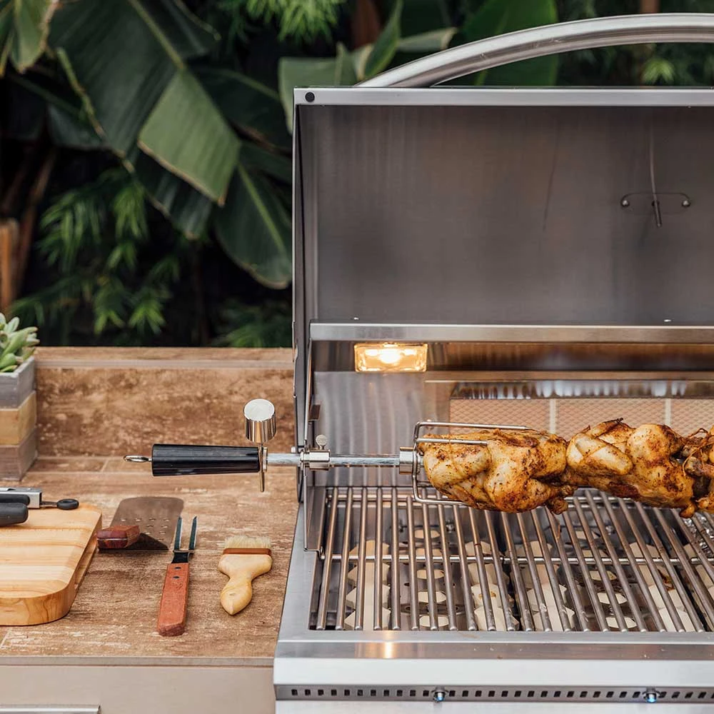 Summerset Grills Sizzler Pro 32-Inch 4-Burner Built-In Natural Gas Grill With Rear Infrared Burner 9 Summerset Grills Sizzler Pro 32-Inch 4-Burner Built-In Natural Gas Grill With Rear Infrared Burner - Image 7