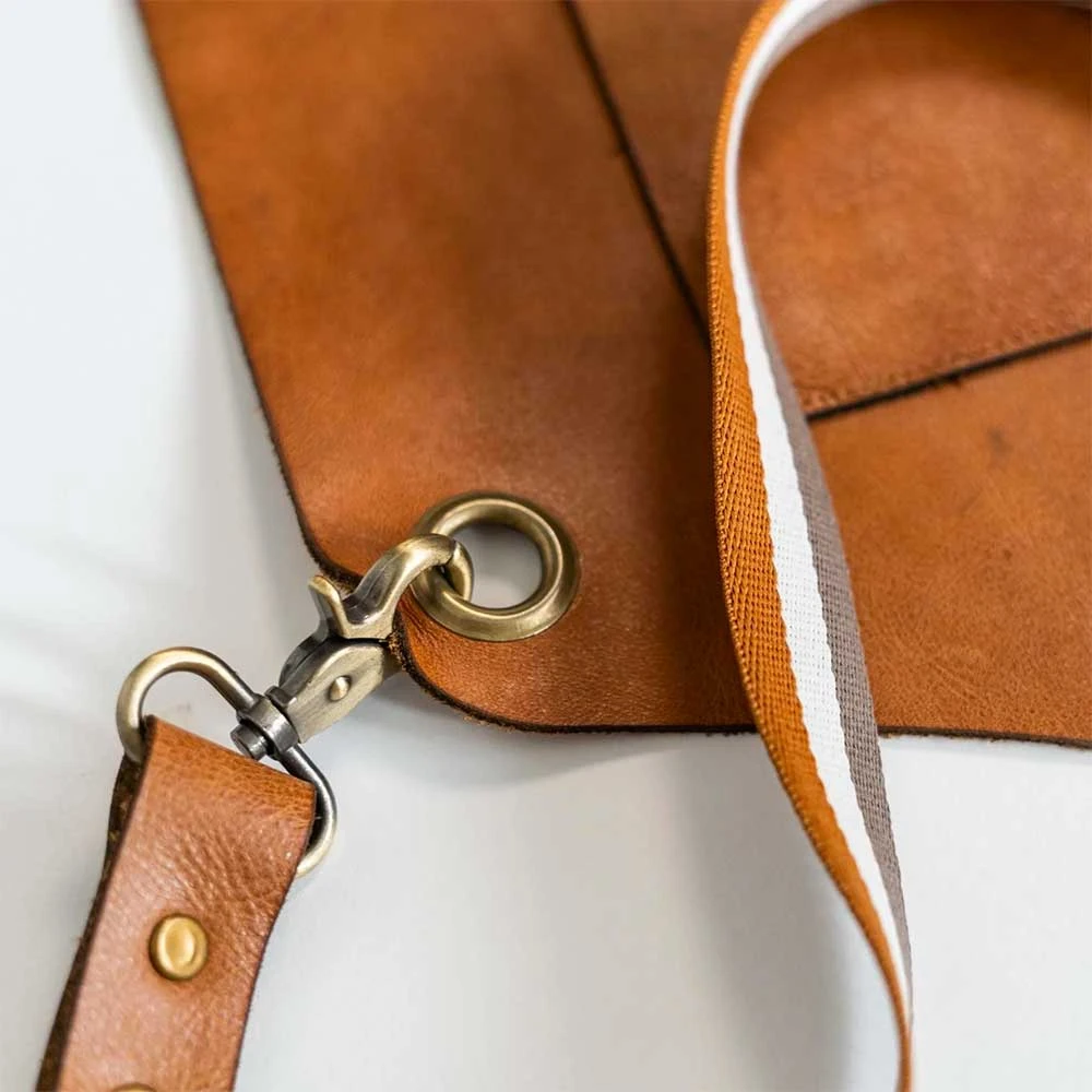 The Apres Supply Co. Leatherman BBQ Apron - Full Grain Premium Leather 5 The Apres Supply Co. Leatherman BBQ Apron - Full Grain Premium Leather - Image 3