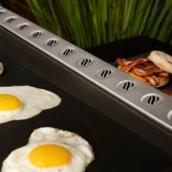 Blackstone Griddle Culinary Pro Cabinet 36-in 4-Burner Freestanding Propane Gas Commercial Style Flat Top Grill -Kitchen BBQ Sale blackstone 36 inch culinary griddle 1902 detail Copy