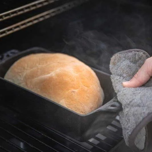 Camp Chef 11-Inch Pre-Seasoned Cast Iron Bread Pan 6 Camp Chef 11-Inch Pre-Seasoned Cast Iron Bread Pan - Image 4